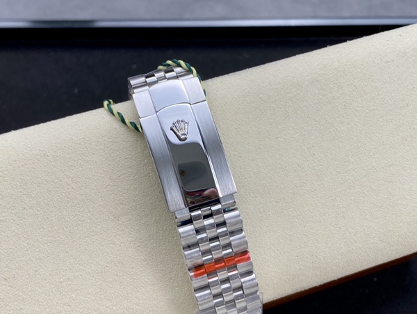 激安ロレックス着用イメージ